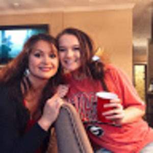 Meet your Posher, Alexis